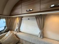 Swift-Fairway-590-37