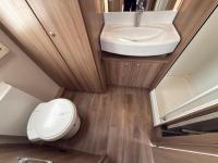 2017-Swift-Freestyle-S2-Caravan-Washroom-1